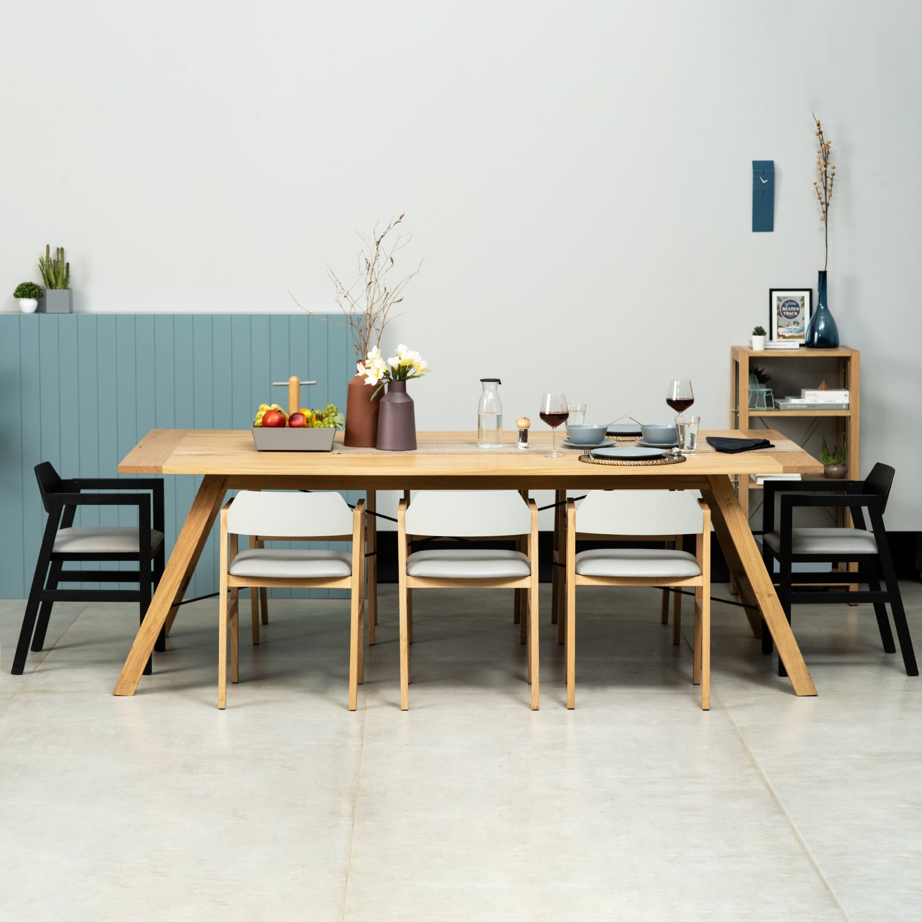 Aster Dining Table