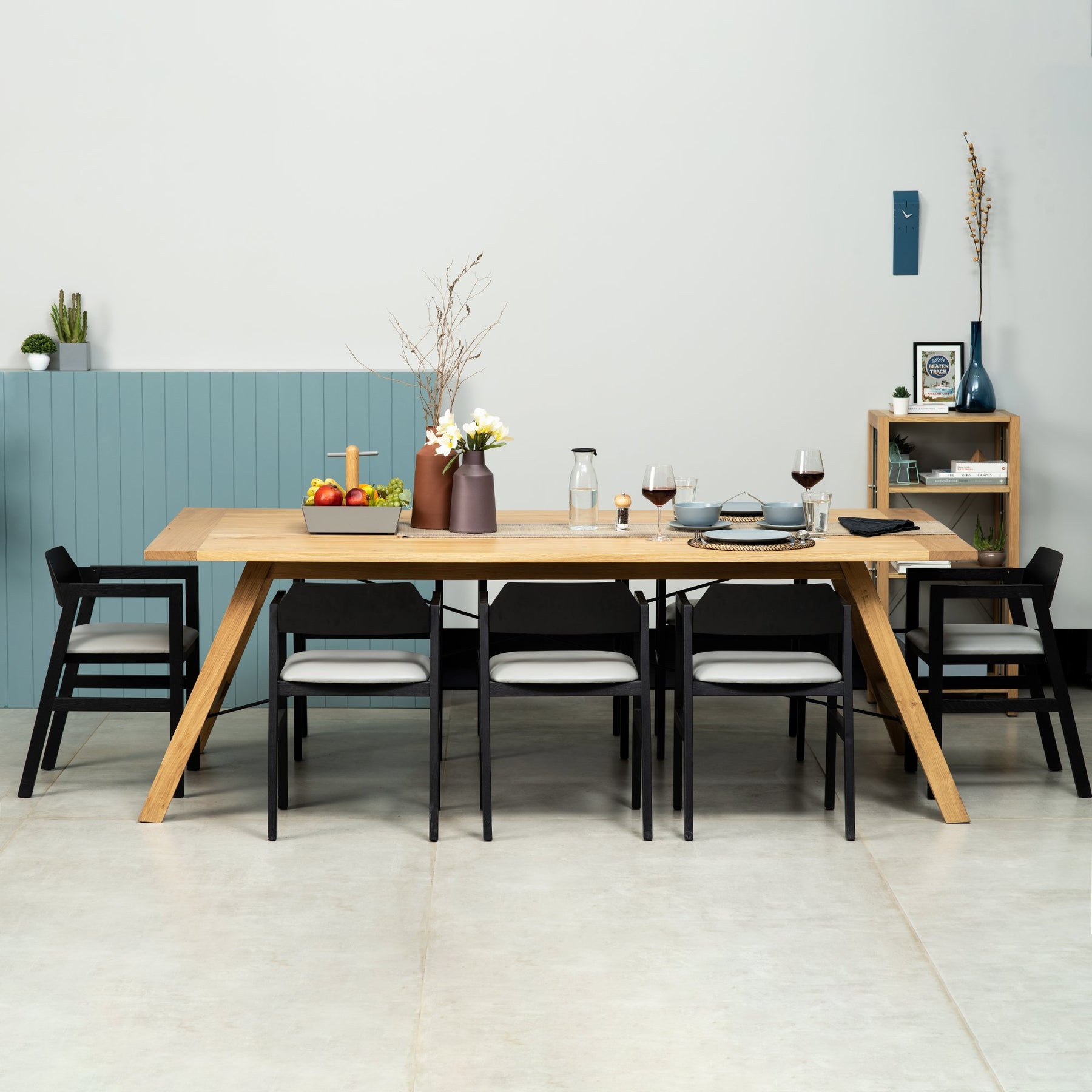 Aster Dining Table