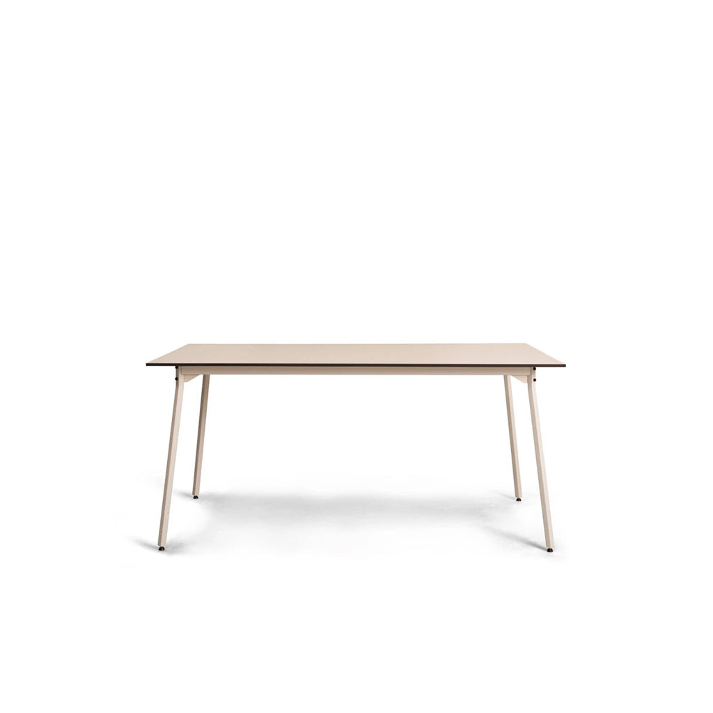 Zyle Dining Table