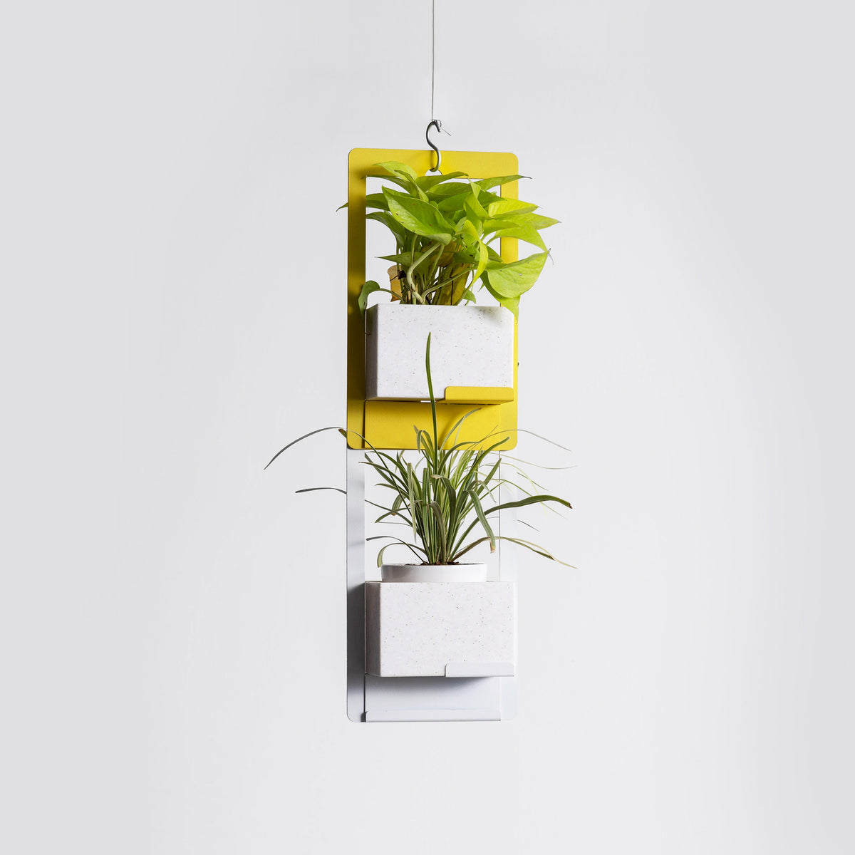 Fliss Hanging Planter